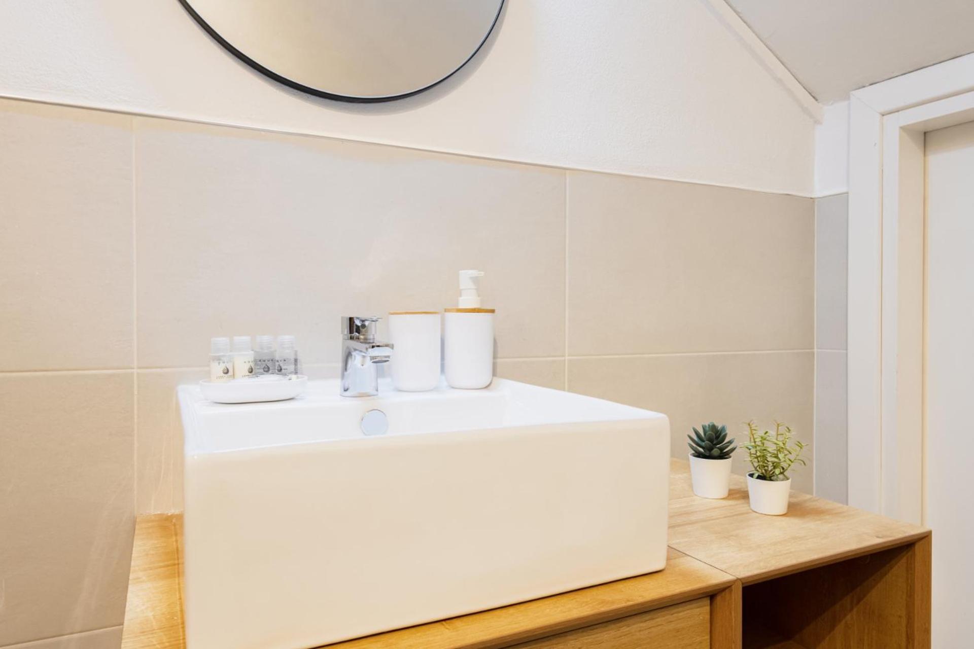 Apartamento Easylife - Oasi Di Stile In Sant'ambrogio